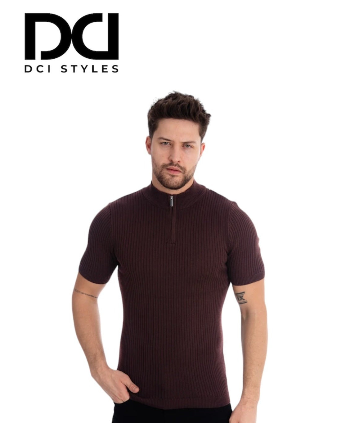 Short Sleeve Mock Neck Shirt With Zipper - Brown