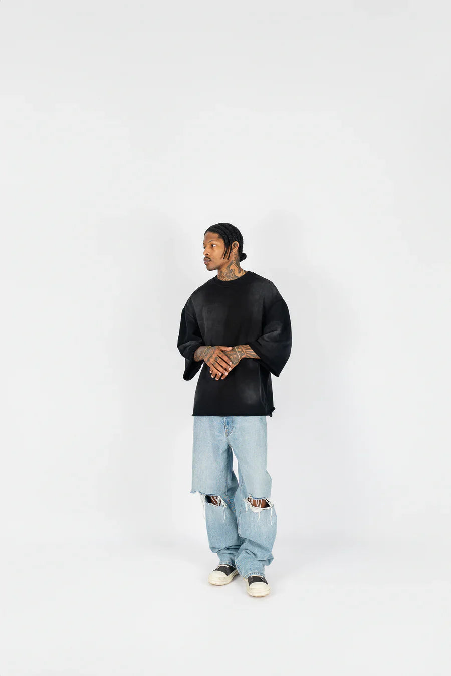 KANYE WEST STYLE CROPPED CREWNECK - BLACK