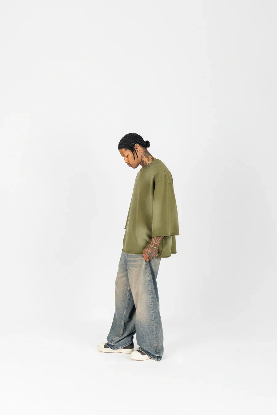 KANYE WEST STYLE CROPPED CREWNECK - OLIVE